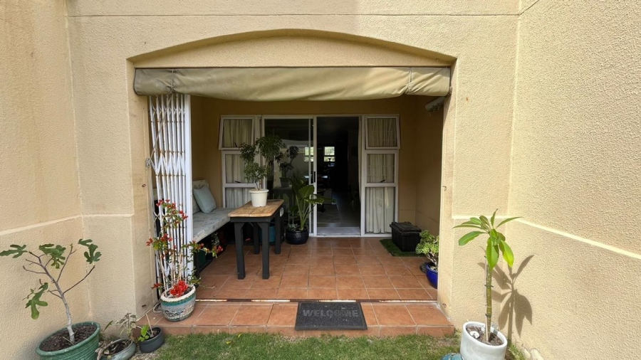 To Let 2 Bedroom Property for Rent in Century City Western Cape